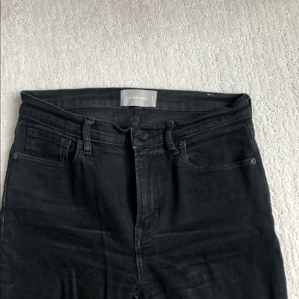 Mid-Rise Skinny Jean